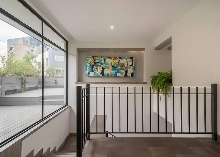 Spacious Urban Retreatwork&play In Apartamento *