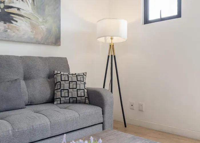 Spacious Urban Retreatwork&play In Apartamento *